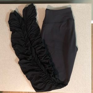 Beyond Yoga Ruched Yoga Pants